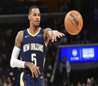 名记：若字母哥缺席四周，他将失去参与赛季末奖项评选的资格